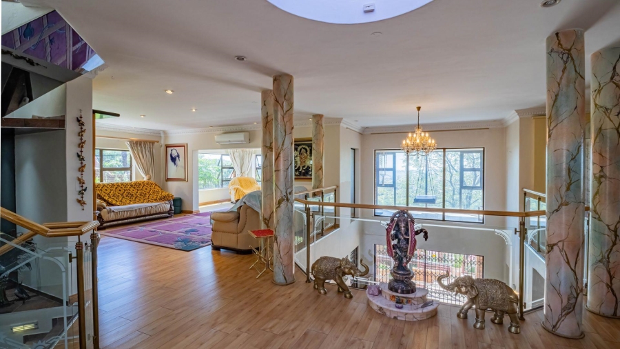 5 Bedroom Property for Sale in Glenvista Gauteng