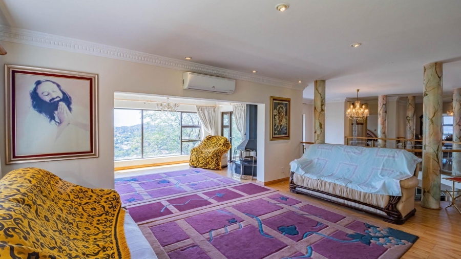 5 Bedroom Property for Sale in Glenvista Gauteng