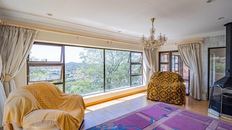 5 Bedroom Property for Sale in Glenvista Gauteng