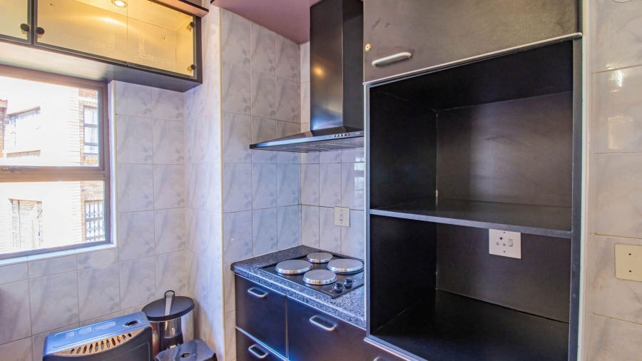 5 Bedroom Property for Sale in Glenvista Gauteng