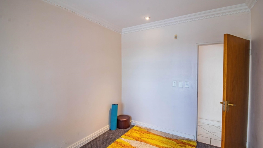 5 Bedroom Property for Sale in Glenvista Gauteng