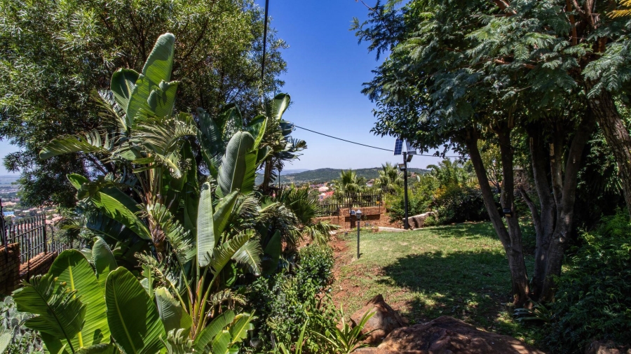 5 Bedroom Property for Sale in Glenvista Gauteng