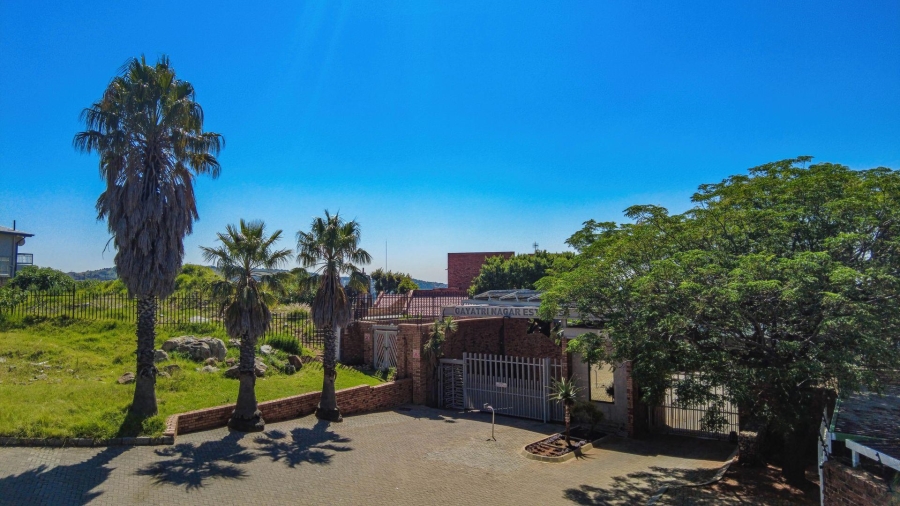 5 Bedroom Property for Sale in Glenvista Gauteng