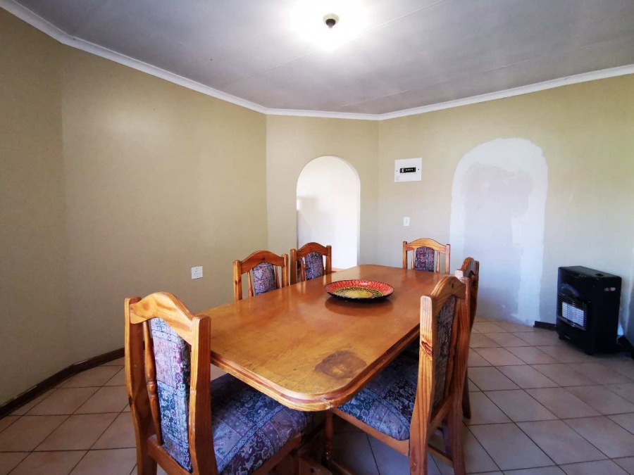 To Let 3 Bedroom Property for Rent in Mabuya Park Gauteng