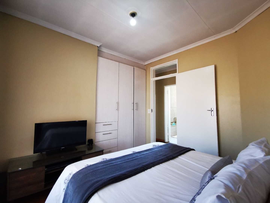 To Let 3 Bedroom Property for Rent in Mabuya Park Gauteng