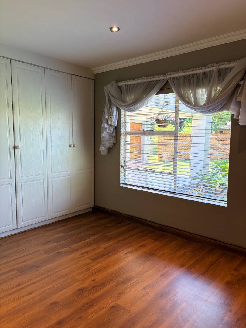 2 Bedroom Property for Sale in Ravenswood Gauteng