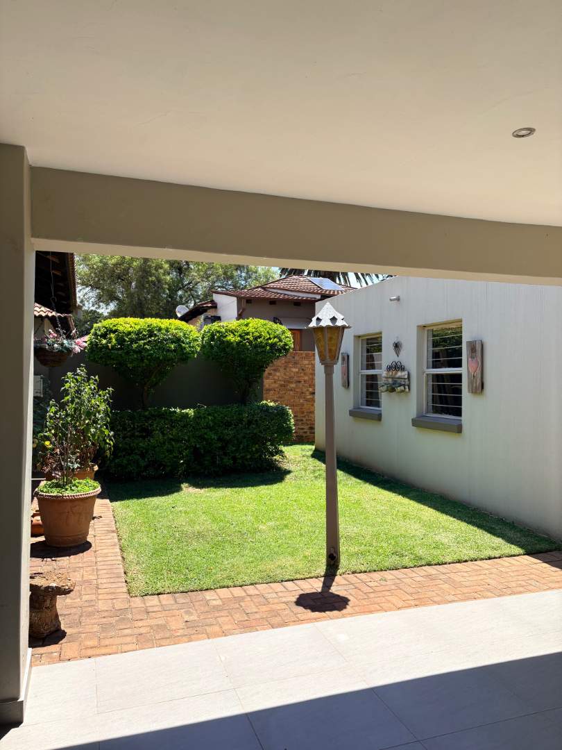2 Bedroom Property for Sale in Ravenswood Gauteng