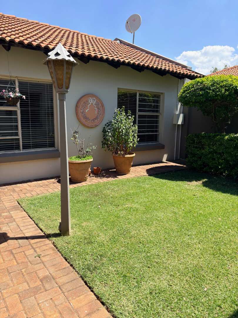 2 Bedroom Property for Sale in Ravenswood Gauteng