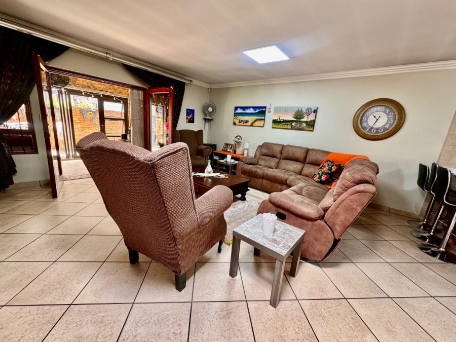 3 Bedroom Property for Sale in Bartlett Gauteng