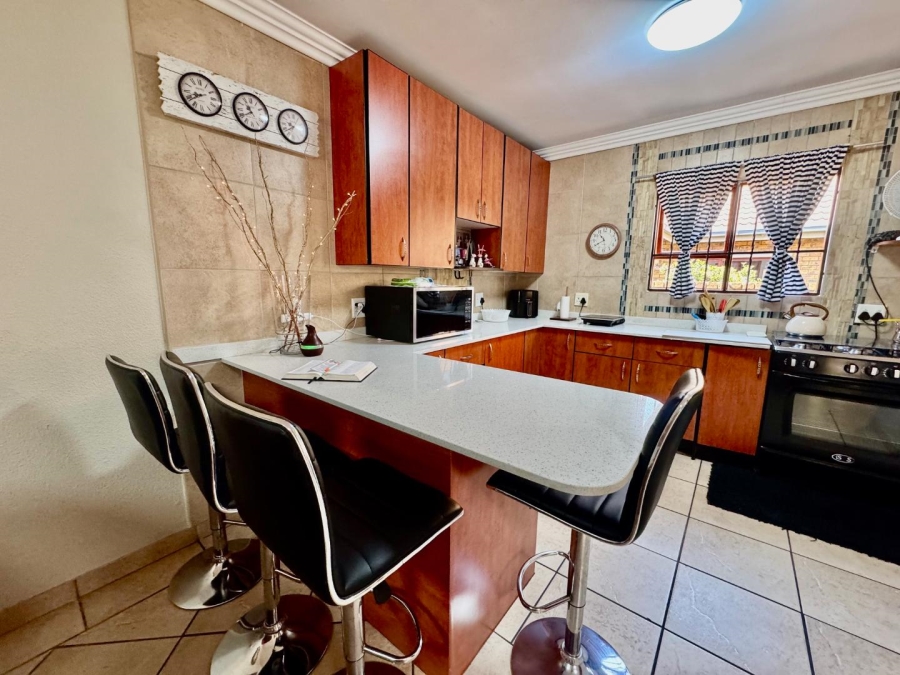 3 Bedroom Property for Sale in Bartlett Gauteng