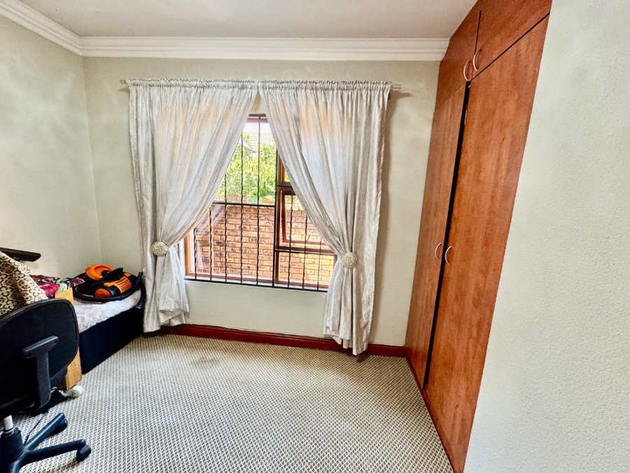 3 Bedroom Property for Sale in Bartlett Gauteng