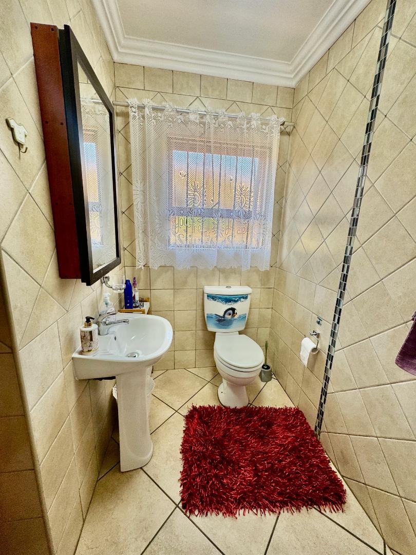 3 Bedroom Property for Sale in Bartlett Gauteng