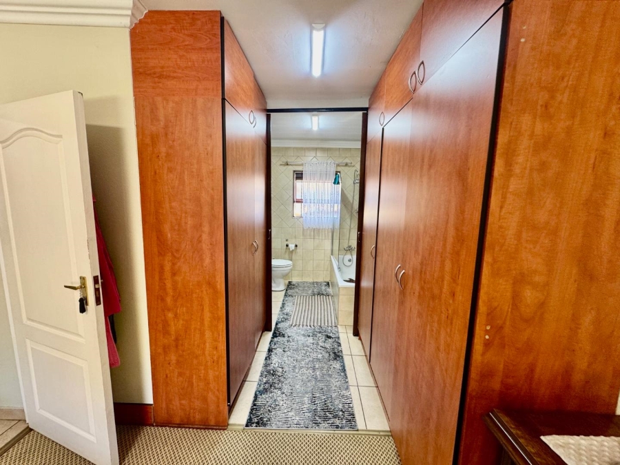 3 Bedroom Property for Sale in Bartlett Gauteng