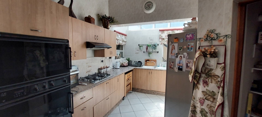 3 Bedroom Property for Sale in Bassonia Gauteng