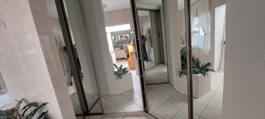 3 Bedroom Property for Sale in Bassonia Gauteng