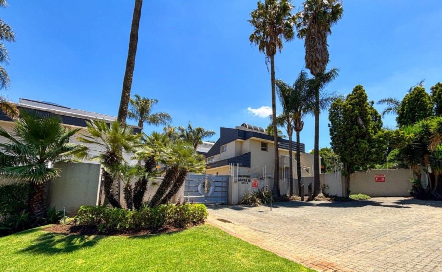 3 Bedroom Property for Sale in Bassonia Gauteng