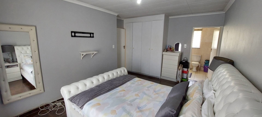 3 Bedroom Property for Sale in Elandspark Gauteng