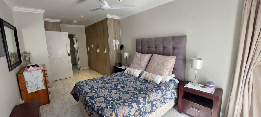 5 Bedroom Property for Sale in Bassonia Gauteng
