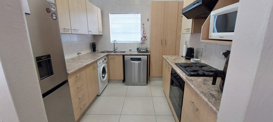 5 Bedroom Property for Sale in Bassonia Gauteng