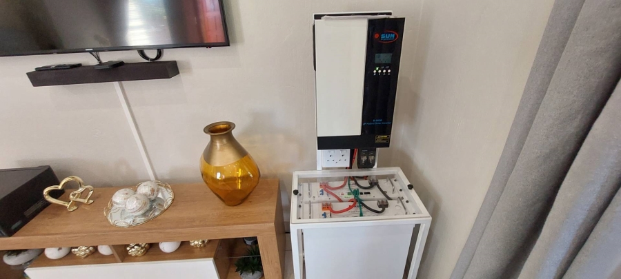 5 Bedroom Property for Sale in Bassonia Gauteng