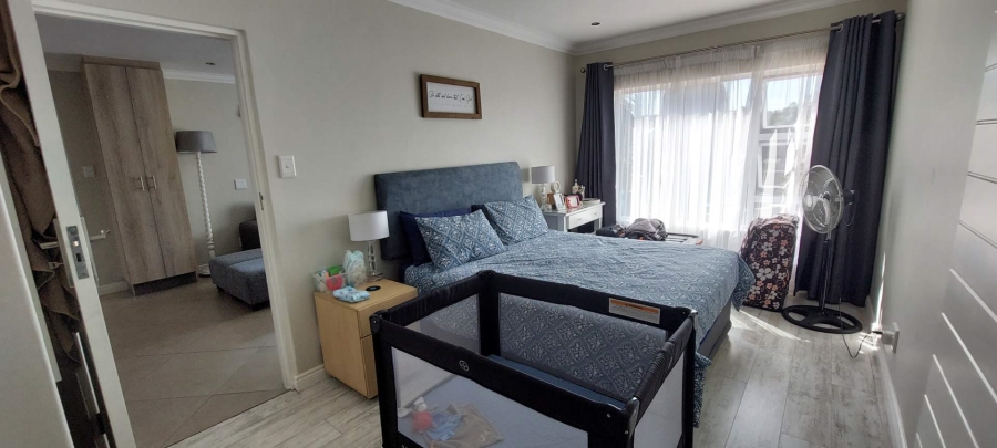 5 Bedroom Property for Sale in Bassonia Gauteng