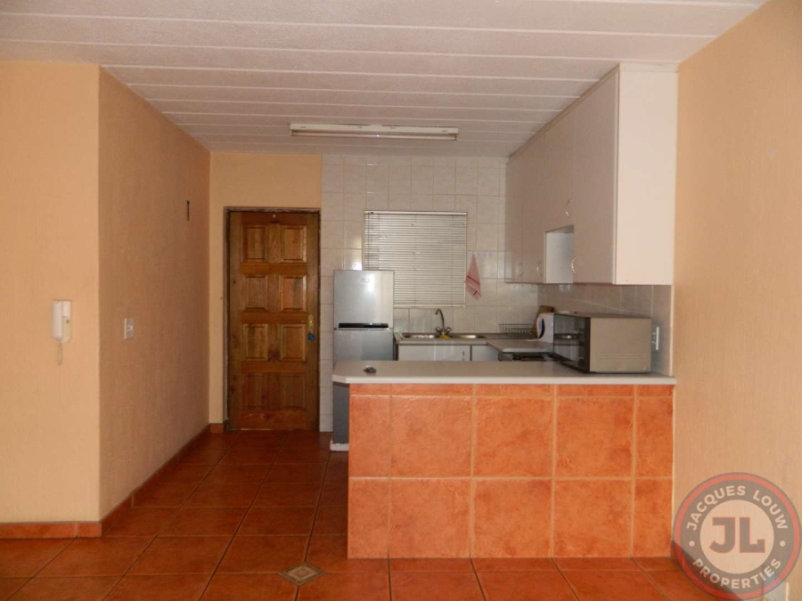 To Let 2 Bedroom Property for Rent in New Redruth Gauteng