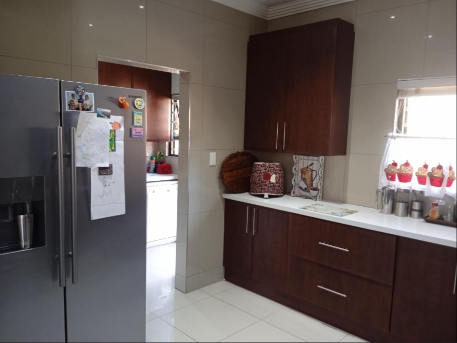 3 Bedroom Property for Sale in New Redruth Gauteng