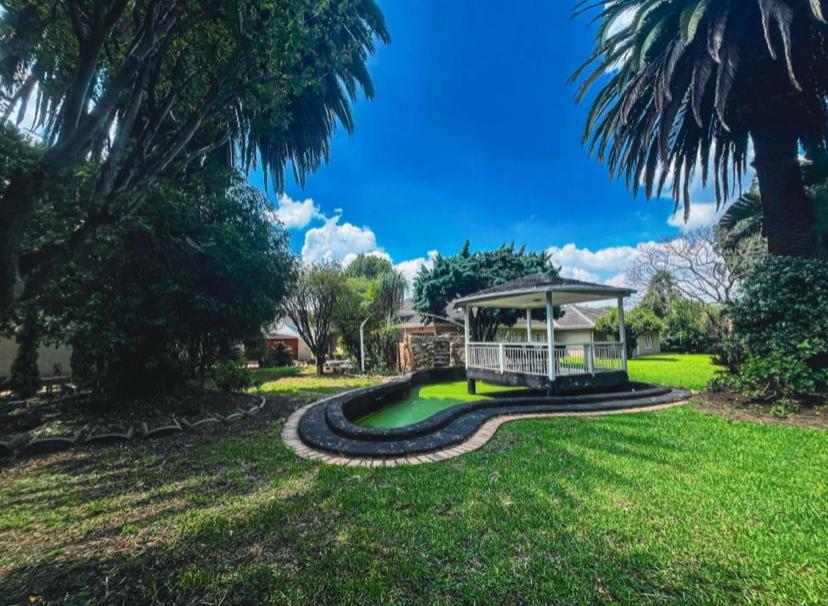 5 Bedroom Property for Sale in Lambton Gauteng