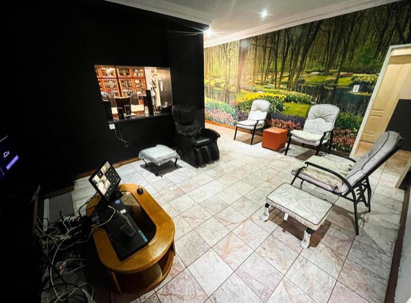 5 Bedroom Property for Sale in Lambton Gauteng