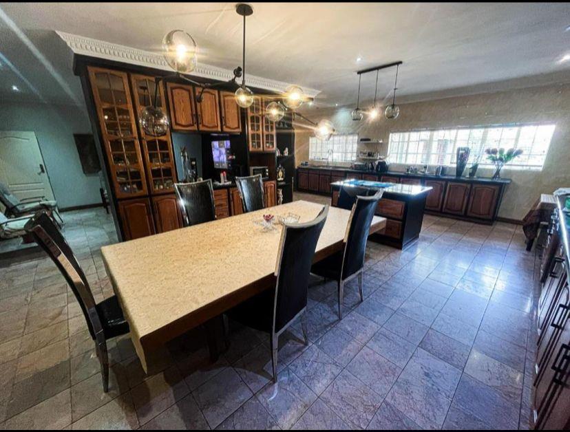 5 Bedroom Property for Sale in Lambton Gauteng