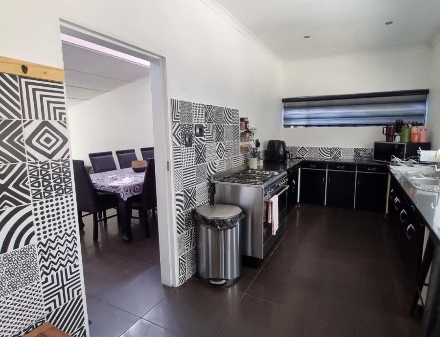 3 Bedroom Property for Sale in South Crest Gauteng