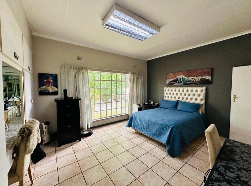 5 Bedroom Property for Sale in Lambton Gauteng