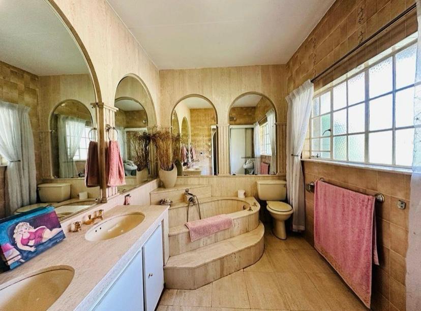 5 Bedroom Property for Sale in Lambton Gauteng