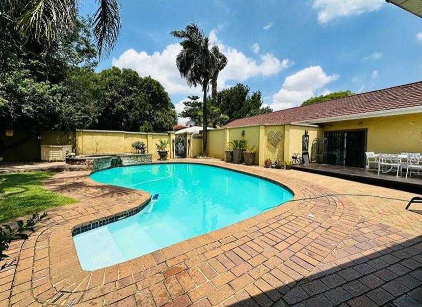 5 Bedroom Property for Sale in Lambton Gauteng