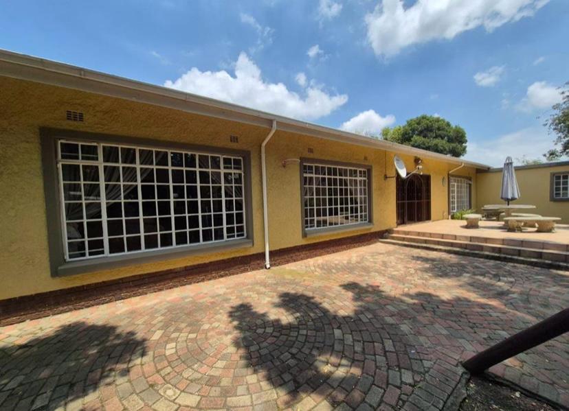5 Bedroom Property for Sale in Lambton Gauteng