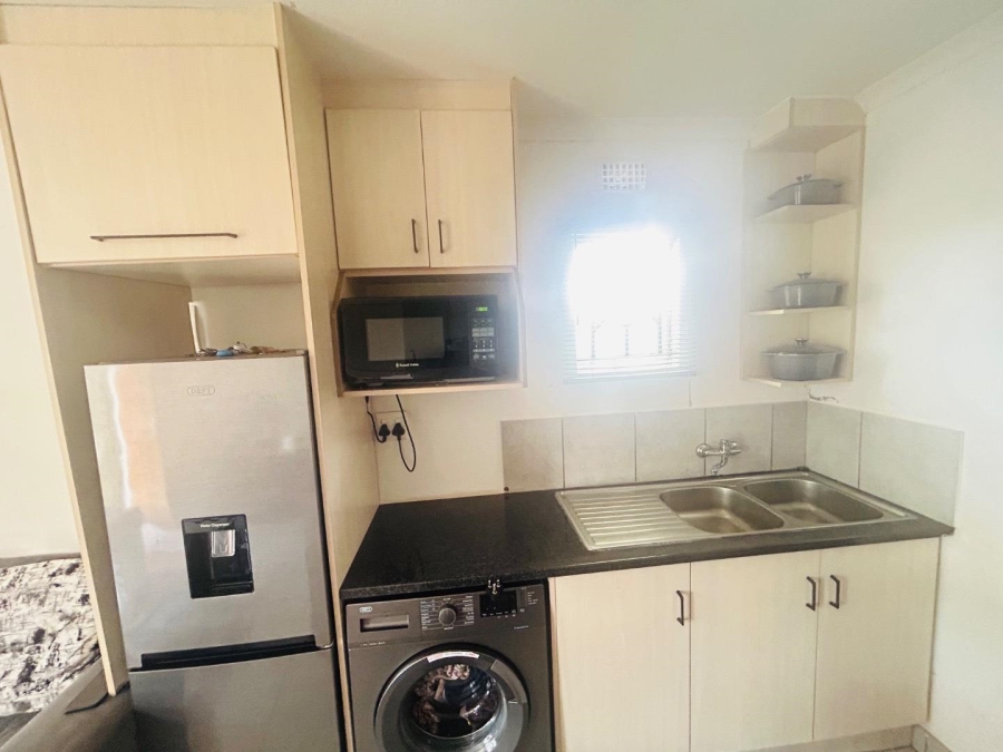 2 Bedroom Property for Sale in Savanna City Gauteng