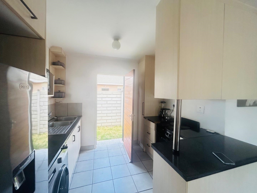 2 Bedroom Property for Sale in Savanna City Gauteng