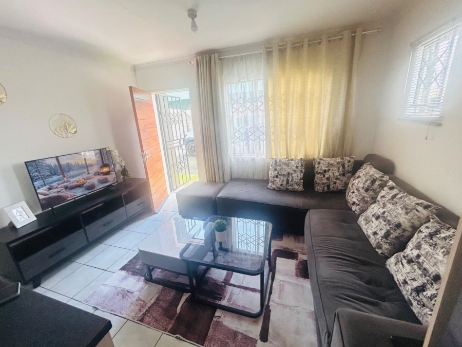 2 Bedroom Property for Sale in Savanna City Gauteng