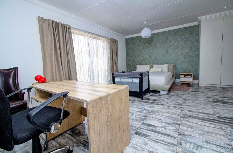 3 Bedroom Property for Sale in Wilgeheuwel Gauteng