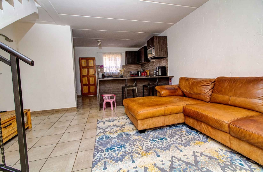 3 Bedroom Property for Sale in Wilgeheuwel Gauteng