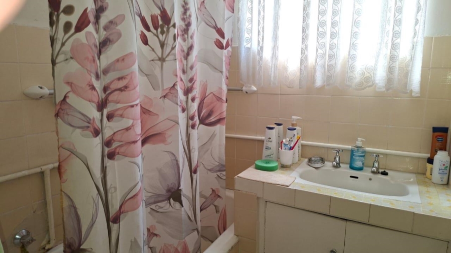 3 Bedroom Property for Sale in Glenhazel Gauteng
