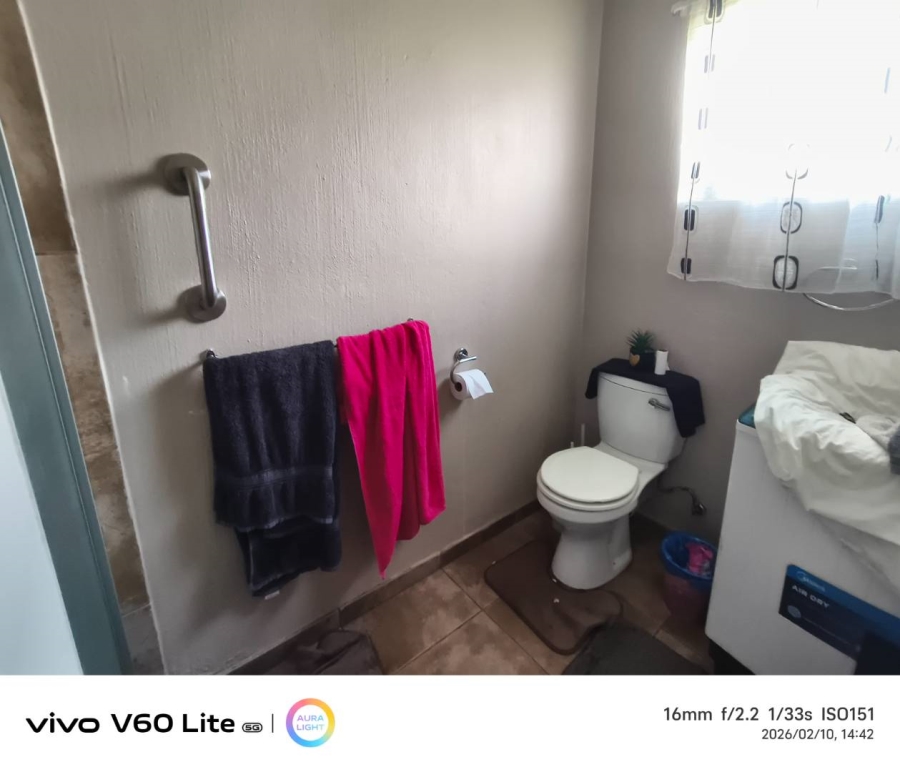 To Let 1 Bedroom Property for Rent in Brackendowns Gauteng