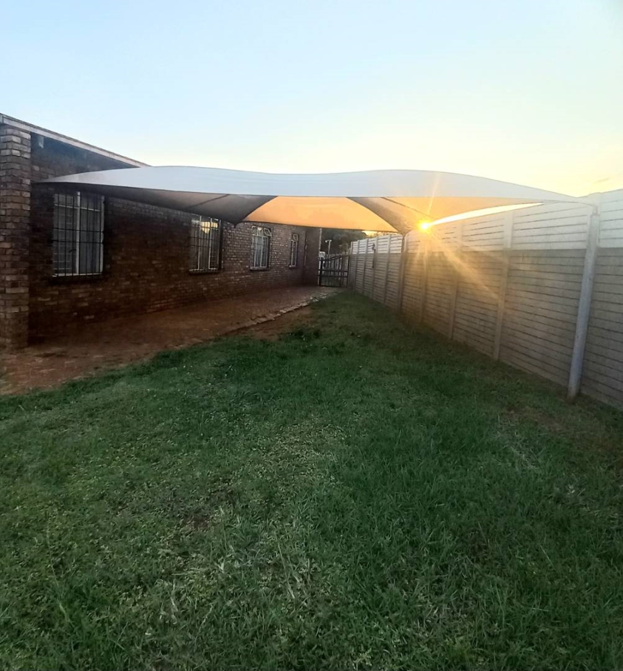 3 Bedroom Property for Sale in Dawn Park Gauteng