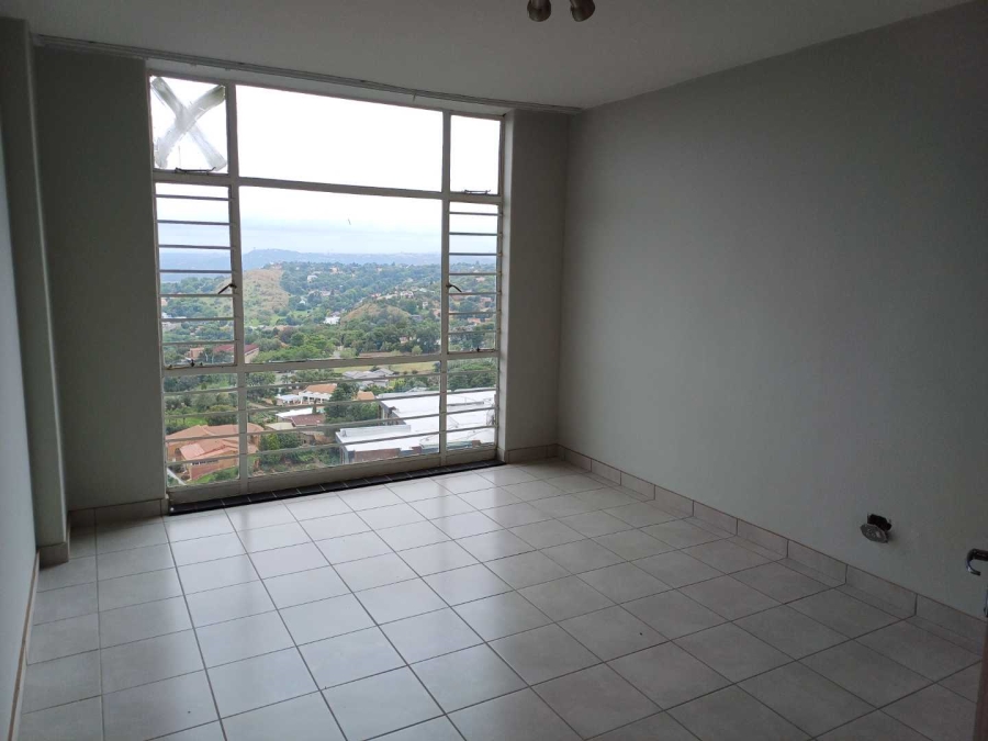 To Let 2 Bedroom Property for Rent in Constantia Kloof Gauteng