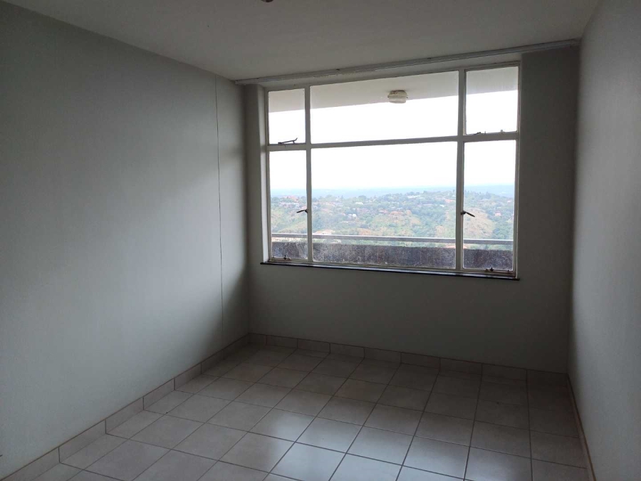 To Let 2 Bedroom Property for Rent in Constantia Kloof Gauteng