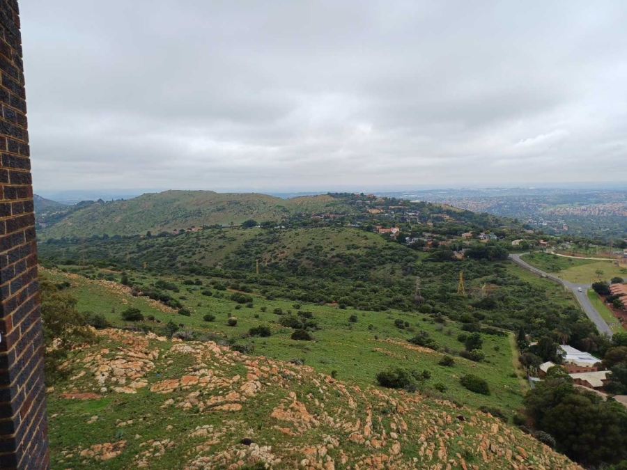 To Let 2 Bedroom Property for Rent in Constantia Kloof Gauteng