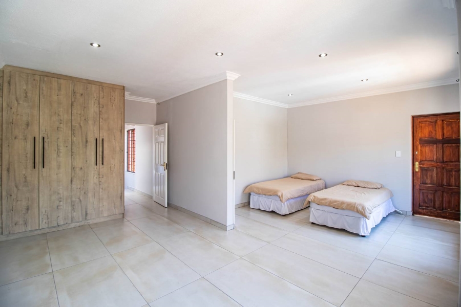 To Let 3 Bedroom Property for Rent in Morningside Gauteng