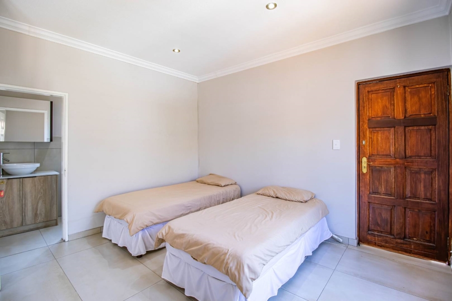 3 Bedroom Property for Sale in Morningside Gauteng