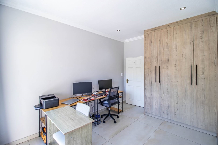 3 Bedroom Property for Sale in Morningside Gauteng