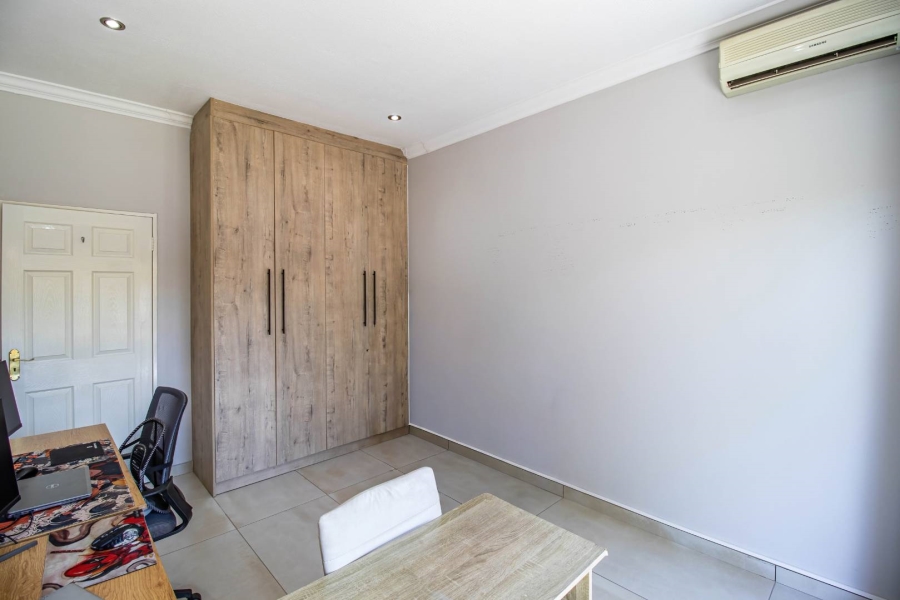 3 Bedroom Property for Sale in Morningside Gauteng